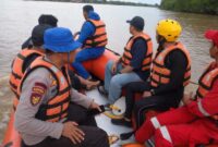 Tim Gabubgan Lakukan Pencarian Terhadap Korban (FOTO : Humas)