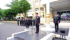 Wakapolda Brigjen Pol Benny Ali pimpin Upacara Hari Lahir Pancasila (FOTO : HMS)