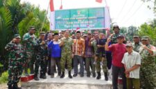 Dandim 0419/Tanjab Letkol Inf Zulhiardi, S. IP., M. Han dan Perwira Kodim, Kades Serta Masyarakat (pentjb)