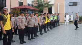 Personel Polres Tanjab Barat Saat Apel Pengamanan (hms)