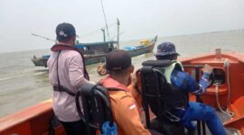 Tim SAR Gabungan Saat Melakukan Pencarian (hms)