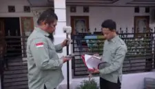 Petugas Saat Melakukan Pengukuran Bidang Tanah (ATR/BPN)