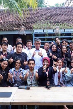 Menaker Sebut Industri Kreatif Bisa Jadi Laboratorium Program Magang Nasional