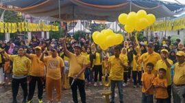 Kegiatan Jalan Sehat HUT ke-58 Partai Golkar : FOTO : Bas/LT