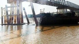 Perbaikan Fender Jembatan Aur Duri 1 Hampir Rampung : Bukti PPTB Komitmen Kawal Perusahaan Bertanggung Jawab. FOTO : HMS