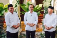 

Cabup dan Cawabup Tanjab Barat Nomor 03, Hairan-Amin Menerima 3 Arahan Penting Presiden Jokowi Untuk Perubahan Tanjab Barat di Solo. (FOTO : Media Center Hairan-Amin)