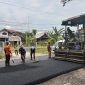 Pengerjaan Jalan Ness yang Sempat Terdampak Tol, Kini Sudah Mulus Kembali Dilapisi Aspal Baru. FOTO : VIRYZHA