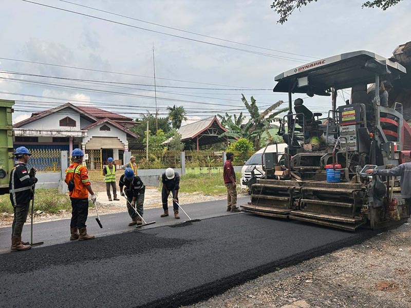 Pengerjaan Jalan Ness yang Sempat Terdampak Tol, Kini Sudah Mulus Kembali Dilapisi Aspal Baru. FOTO : VIRYZHA
