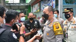 Kapolda Jambi Irjen Pol A. Rachmad Wibowo Ketia Diwawancarai Wartawan, Rabu (9/3/22). FOTO : Dhea