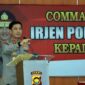 Kapolda Jambi Irjen Pol. Rusdi Hartono  Saat Memeberikan Arahan Pada Acara Commender Wish di Aula Lt 4 Mapolda Jambi, Jumat (21/10/22). FOTO : Dhea