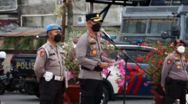 Kapolres Inhil AKBP Dian Setyawan Pimpin langsung Upacara Kenaikan Pangkat 63 Personil Polres Inhil, Sabtu (1/1/2022). FOTO : Arsyad