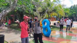 Kapolres Muaro Jambi AKBP Yuyan Priatmaja S.I.K., M.H. saat Meninjau Lokasi Objek Wisata Water Park Citra Raya, Jumat (6/5/22). FOTO : Humas PMJ