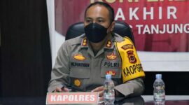 Kapolres Tanjab Barat AKBP Muharman Arta, SIK saat Press Release akhir tahun 2021, Jumat (31/12/21). FOTO : Lintas.