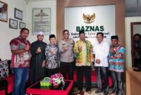 Kapolres Tanjab Timur AKBP Heri Supriawan menyambangi Kantor Baznas Kabupaten Tanjab Timur, Kamis (26/1/23). FOTO ; Humas/Dhea