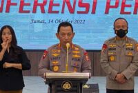 Kapolri Jenderal Pol Listyo Sigit Prabowo saat konfrensi pers di Mabes Polri, Jumat (14/10/22). FOTO : Tangkapan Layar