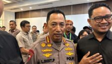 Kapolri Jenderal Listyo Sigit Prabowo memberikan keterangan pers terkait kesiapan Polri dalam memberantas praktik perjudian selama perhelatan Piala Dunia 2026, Jakarta, Juni 2026. Polri menegaskan akan menindak tegas para pelaku dan bandar judi melalui Satgas Anti-Mafia Bola. (Foto: Dok. Humas Polri)