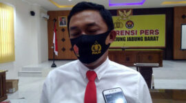 FOTO : Kasat Reskrim Polres Tanjab Barat, IPTU Jan Manto Hasiholan, SH, SIK