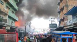 Lokasi Kebakaran di Lorong Banten yang dipadati Warga. FOTO : Tangkapan Layar