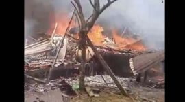 Perampakan Rumah Warga RT 06 Desa Sungai Gebar Barat Habis Terbakar saat Ditinggal Lebaran. FOTO : Tangkapan Layar