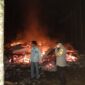 Kondisi Rumah Syahroni di Jalan Parit Mursid RT 14 Kelurahan Senyerang, Kecamatan Senyerang yang terbakar. FOTO : Ist