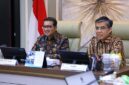 Menteri Ekonomi Kreatif Teuku Riefky Harsya (kiri) bersama Menteri Ketenagakerjaan Yassierli (kanan) saat mematangkan sinergi Program Pelatihan Vokasi Nasional dan Magang Nasional (MagangHub) dalam pertemuan bilateral yang berlangsung di Kantor Kemnaker, Jakarta, Kamis (4/6/2026). (FOTO : Dok. Biro Humas Kemnaker)