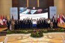 Para delegasi yang terdiri dari perwakilan pemerintah, asosiasi pekerja, dan pengusaha dari negara-negara anggota ASEAN berfoto bersama pasca-peluncuran laporan ilmiah dalam acara ASEAN Regional Seminar on Trade, Labour, and Fundamental Principles and Rights at Work (FPRW) di Bali, Rabu (9/9/2026). (FOTO : Dok. Biro Humas Kemnaker)