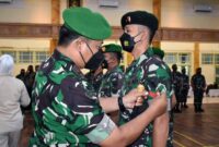 Komandan Korem 042/Gapu Brigjen TNI Supriono Memimpin Korps Kenaikan Pangkat Anggota Korem 042/Gapu periode 1 April 2022