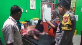 Seorang Anak Balita di Rawat di Puskesmas Muara Siau karena diduga Keracunan Makanan Sate. FOTO : [Humas/Situs Res Merangin]