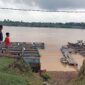 Peternak Ikan Desa Pematang Jering Dambakan Adanya Dermaga dan Pelabuhan. [FOTO : Ary/Lintastungkal]
