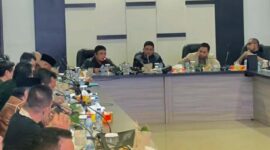 Rapat Bersama TAPD, Banggar DPRD Provinsi Jambi Bahas Rancangan KUA-PPAS Tahun 2025 . FOTO : HMS