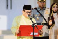 Ketua DPRD Tanjung Jabung Barat H. Abdullah membacakan Naskah BKRD. FOTO : Is