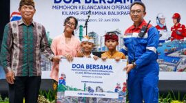 Pertamina Patra Niaga Gelar Doa Bersama dan Santunan untuk Kelancaran Operasional Kilang Balikpapan. (FOTO : Dok. Pertamina Patra Niaga)