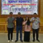 Mardan Hasibuan bersama Pengurus Komite SMAN 1 Tanjab Barat Periode 2023-2026. FOTO : Ist 