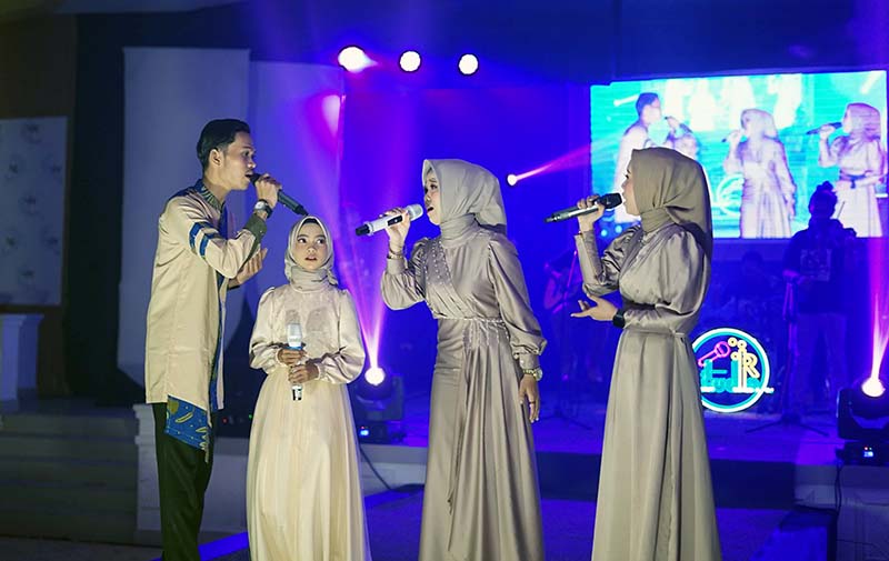 Acara Launching album lagu Daerah dan Religi Ciptaan Muhammad Iryani, SP, MH di Gedung Balai Pertemuan, Sabtu (11/03/23) malam. FOTO : EO/PAN