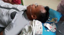 Fadil Iqrom (32) Warga RT 06, Desa Malapari, Kecamatan Muara Bulian, Kabupaten Batanghari Saat Menjadlai Perawatan di RS Mitra Mediak. FOTO : Dhea/Ist