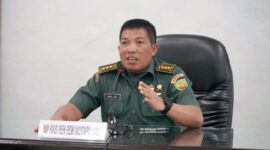Korem 042/Gapu Kolonel Inf Maskun Nafik, SH Saat Memimpin Rapat Evaluasi Penyerapan Anggaran Belanja Barang Korem 042/Gapu TA 2022 di Ruang Rapat Makorem 042/Gapu Rabu (08/06/22).