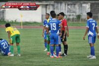 FC Kota Jambi vs Muaro Jambi pada Semifinal di Stadion Tri Lomba Juang Kota Jambi, Jumat (23/2/26). FOTO : LT