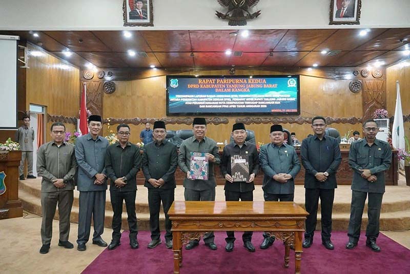 Pemkab dan DPRD Tanjab Barat Sepakati KUA-PPAS APBD 2026. FOTO : HMS

