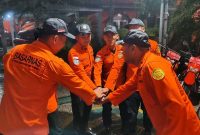 Kantor SAR Jambi Kirim 10 Personel Bantu Penanganan Banjir di Sumatera Barat. FOTO : Humas SAR JAMBI