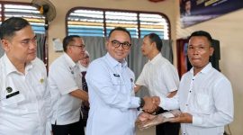 Kanwil Ditjenpas Jambi Berikan Remisi Khusus Natal Tahun 2025, 1 WBP Langsung Bebas. FOTO : HMS/Viryzha