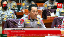 Listyo Sigit Prabowo Saat Rapat Kerja bersama Komisi III DPR RI, Senin (26/1/2026). FOTO : Tsngkkapan Layar