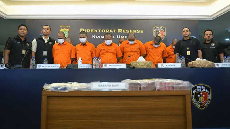 Polda Metro Jaya menggelar rilis pers kasus perdagangan ginjal ke Kamboja. FOTO : Ist