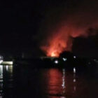 FOTO : TAngkapan Layar Musibah Kebakaran Landa Parit 4 Kampung Nelayan Tanjab Barat