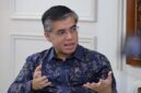 PENYELESAIAN ADUAN THR. Menteri Ketenagakerjaan (Menaker) Yassierli memberikan keterangan pers terkait tindak lanjut aduan THR 2026 di Jakarta, Rabu (25/3/2026). Menaker menginstruksikan para gubernur untuk segera menerjunkan pengawas ketenagakerjaan guna memastikan 1.461 laporan yang masuk segera mendapatkan kepastian penyelesaian dan hak pekerja terpenuhi. (FOTO : Dok. Biro Humas Kemenaker)