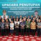 Pelatihan Kepemimpinan Administrator (PKA) Blended Learning Angkatan I dan II Tahun 2025 yang digelar Badan Pengembangan Sumber Daya Manusia (BPSDM) Provinsi Sumatera Utara resmi ditutup pada Kamis (24/7/25). FOTO : HUNAWAN H/LT
