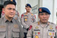 Ketua DPRD Provinsi Jambi M Hafiz Saat Berkunjung ke Dansat Brimob Polda Jambi. FOTO : BIN