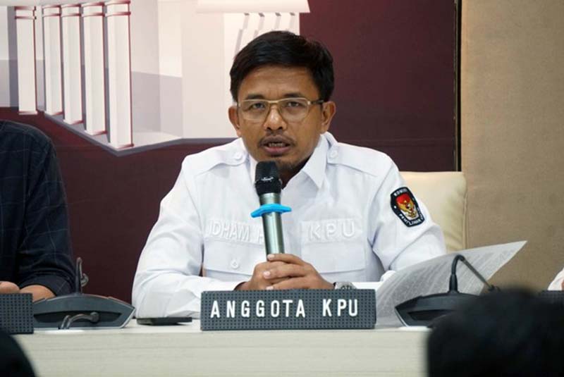 Komisioner KPU Idham Holik. FOTO : Kumparan