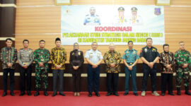 FOTO : Bupati Tanjab Barat Dr. H. Safrial sambut kunjungan Direktur Operasional Pendidikan Kedeputian Pendidikan Lembaga Pertahanan Nasional (Lemhanas) RI Marsekal Pertama Maman Suherman di Rumah Jabatan Bupati. Kamis (06/08/20).