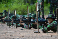 FOTO : GIat Latiihan Menempak Prajurit Korem 042/Gapu Senjata Ringan (Latakjatri) TW IV tahun 2020,  di Lapangan Pall 13 Muara Jambi, Selasa (01/12/20).