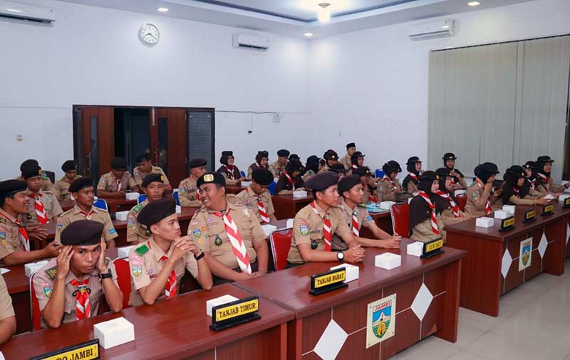 Tiga Orang Perwakilan Kwarcab Tanjung Jabung Barat saat Mengikuti dan Hadir Pembukaan KPDK Jambi di Jambi, Rabu (10/7/24). FOTO : Hms/LT